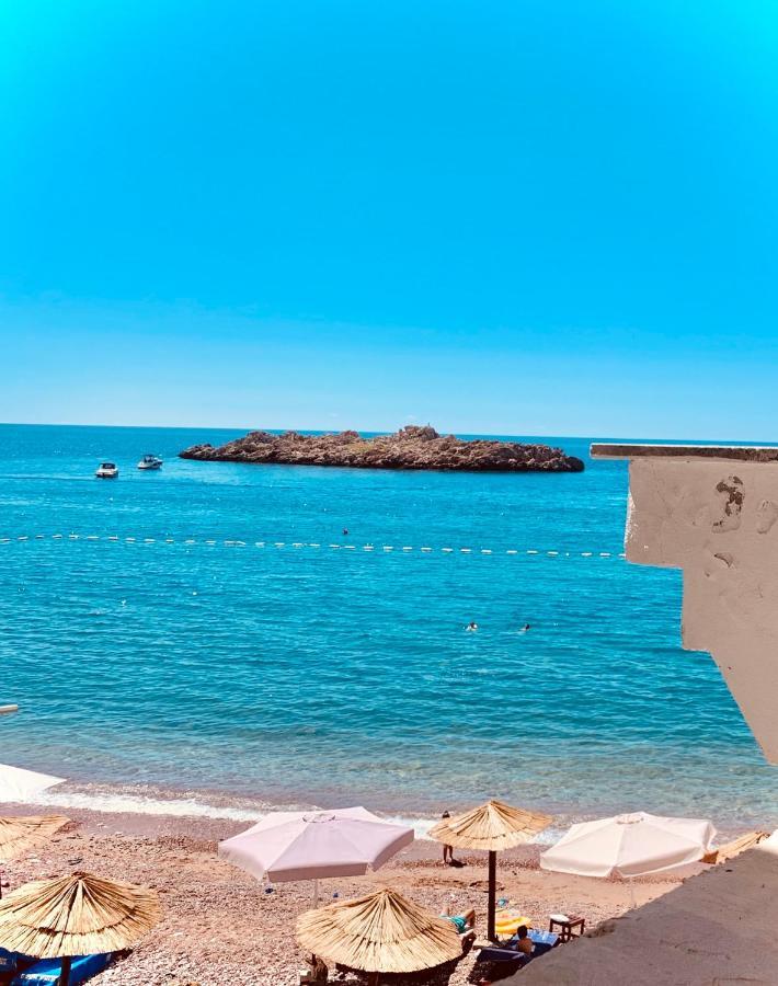 Sound Of The Sea Apartment Sveti Stefan Exterior foto